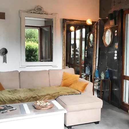 Maison En Bois A 40m Du Holiday home *